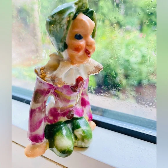 Mid century ceramic pixie - Picture 7 of 9